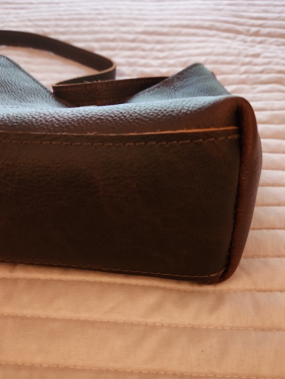 Portland Leather Shoulder Bag in Dark Brown Coldbrew Color Small Naomi - Picture 6 of 12